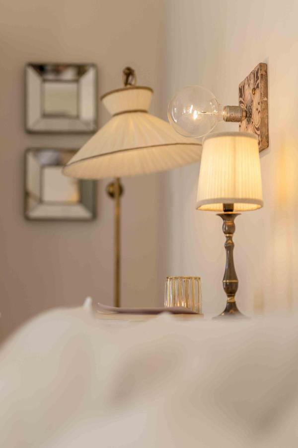 Casavostra - Ambience Suites Ostra Vetere Екстериор снимка